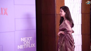 yami gautham in hot transparent saree