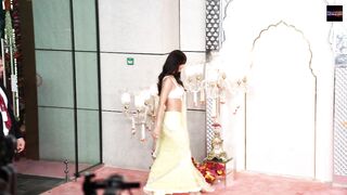 disha patani flaunting her body in saree