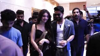 kriti sanon hot in black saree