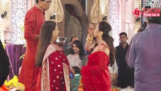 Rani Mukherjee Looks hot In Red Saree