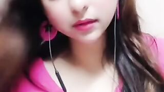 Dil Bole Haan Karde main bole na kar de Tu Mere Samne