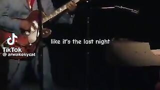 Hit sings