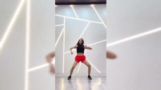 Indian Girl Aaria Banerjee Dance