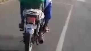 Funny ???? Bick truck