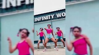 Indian Girl Rajni Dance
