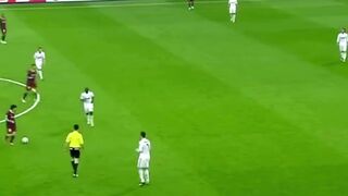 Guardiola _ Vilanova_s reaction to Messi solo goal against Real Madrid in Santiago Bernabéu