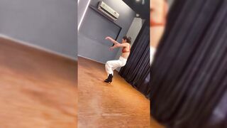 Indian Girl Namrata Singh Dance