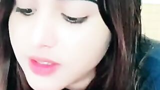 mere ko Chahte Hain Mera kimati bahut hai dekh paogi
