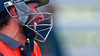 Boom Boom Afridi hitting huge six