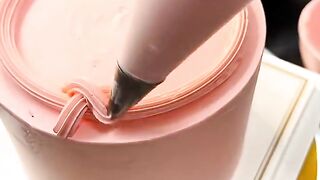 Wonderful cake decorating design