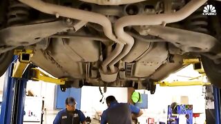 Auto mechanic