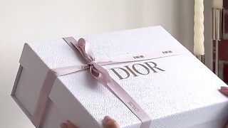 Dior unboxing asmr????