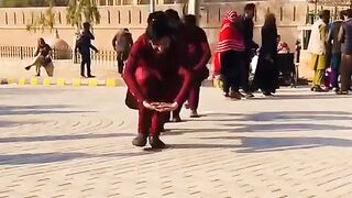 Lal Kabooter Dance