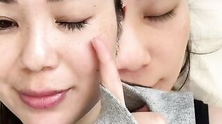 Say Goodbye to Itchy Eyes with NOVEHA Eyelid Wipes! ????✨