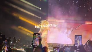 Shakira- Hips Don't Lie