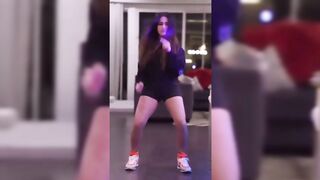 Indian Girl Karnika Singh Dance