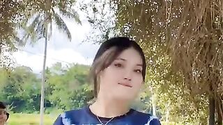 CEWE CANTIK BERGOYANG ASYK