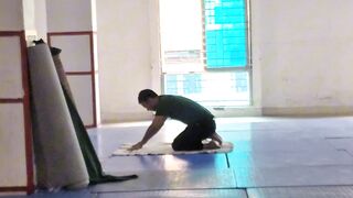 পরহেজগারদের জন্য পথনির্দেশ কেমন হয় জানেন❓