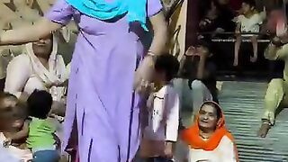 Dance ????