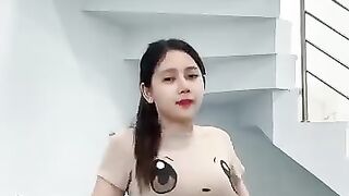 cewe goyang