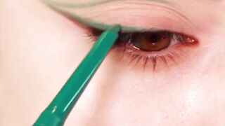 green eyes makeup