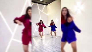 Indian Girl Raveena Choudhary Dance