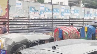 জ্যামে আটকা পড়ে বৃষ্টিতে ভিডিও করলাম একটু