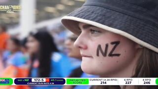 Cricket lovers