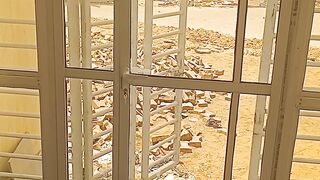 Aluminium opening door