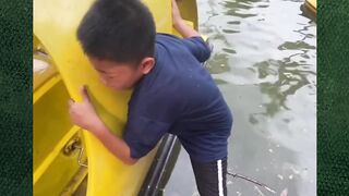 dewabet  Video Lucu