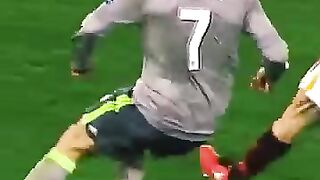 The Ronaldo Chop™️