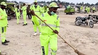 Pakistan punjab Cleans program workers enjoying duty