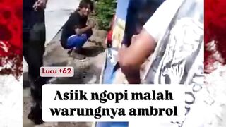 Masuk minum kopi keluar jadi venom ????????