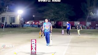 Cricket lovers