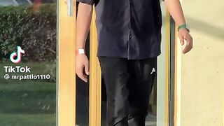 Leader