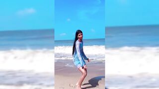 Indian Girl Farhana Shaikh Dance