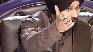Shamita Shetty's Hilarious Joy on Kapil Sharma Show! ???? #Shorts"**
