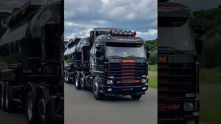 Truck Car becomes Transformers robot