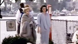62 Hotel women in fur coat