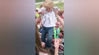 Funny Tiktok! (You will not stop laughing)