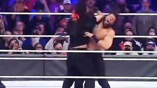 Roman reigns vs Seth Rollins