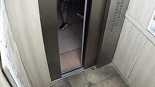 the dangers of carrying electric motor batteries in elevators
