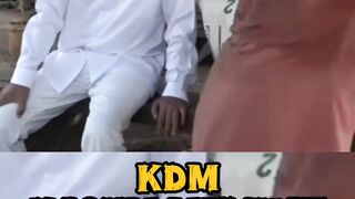 Dedi Mulyadi menolong ibu sakit mata