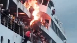 In Dubai Ship is on fire