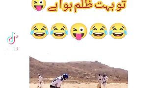 Bhai apni hansi rok ke dikhao
