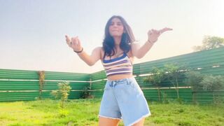 Indian Girl Chavi Jain Dance