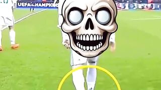 Ronaldo Right Leg tradition