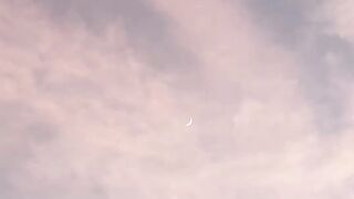 Heavenly Horizons: A Captivating Sky Timelapse in 4K