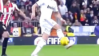 Ronaldo 200Iq pasess