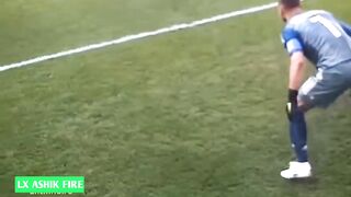 200 IQ Moments in Football ???????? #shorts
